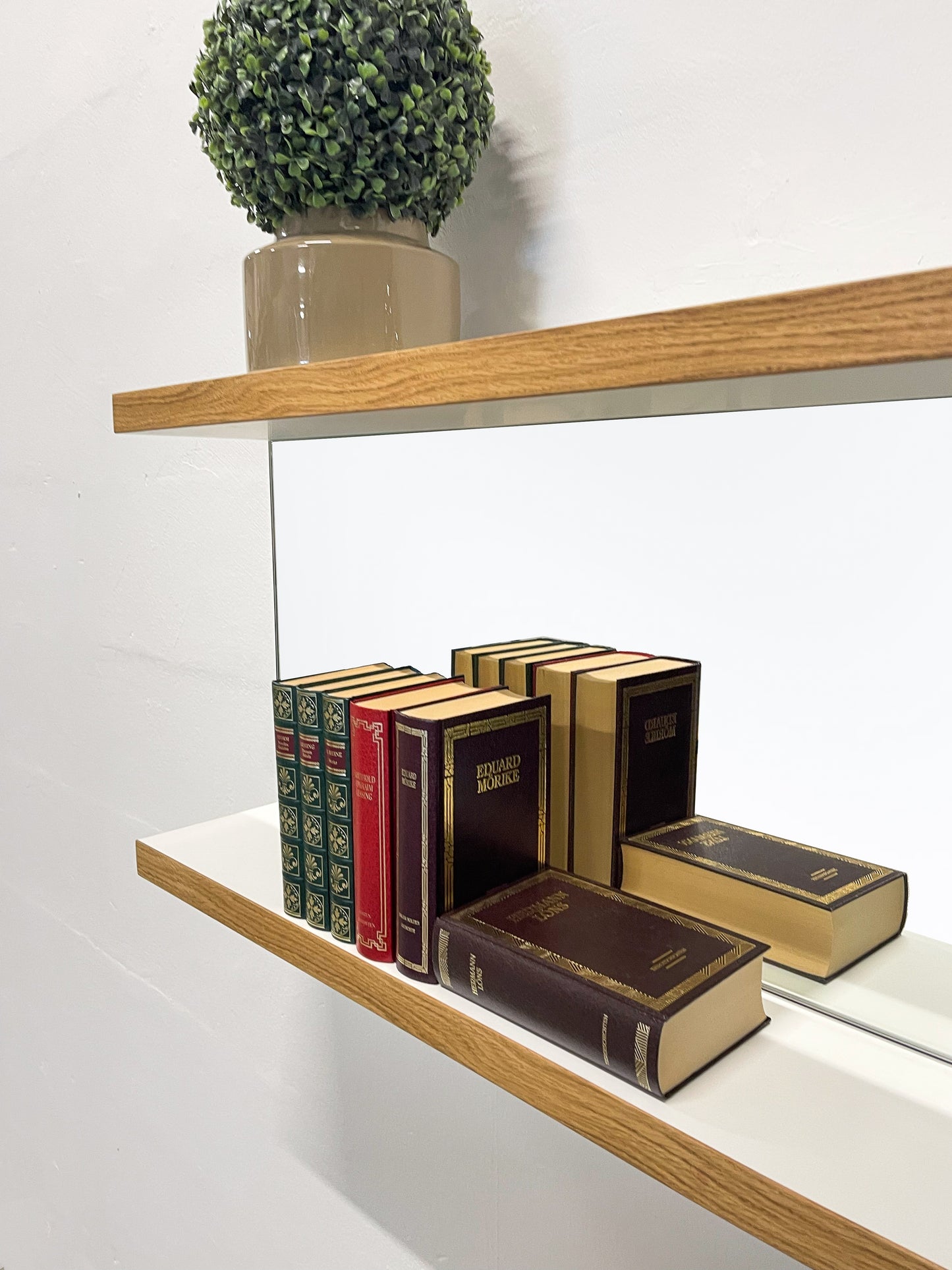 Pellworm Wall Shelf - Mirrored